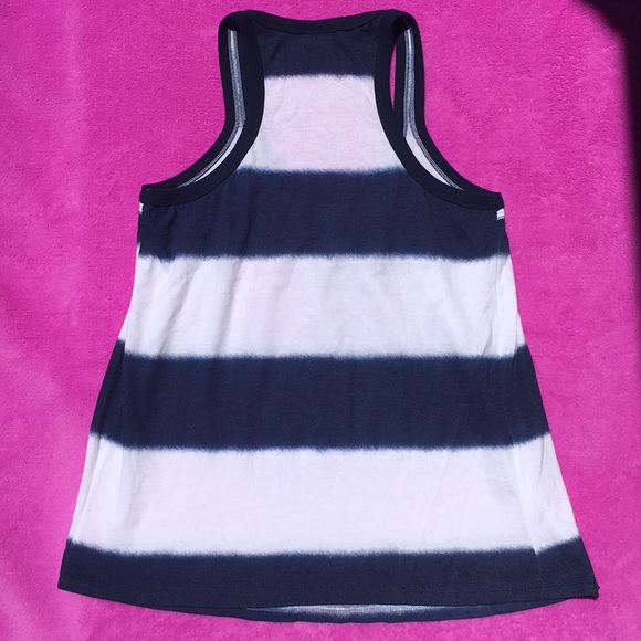 🎉DROP🎉 VS PINK racer back swing top. - Picture 3 of 4